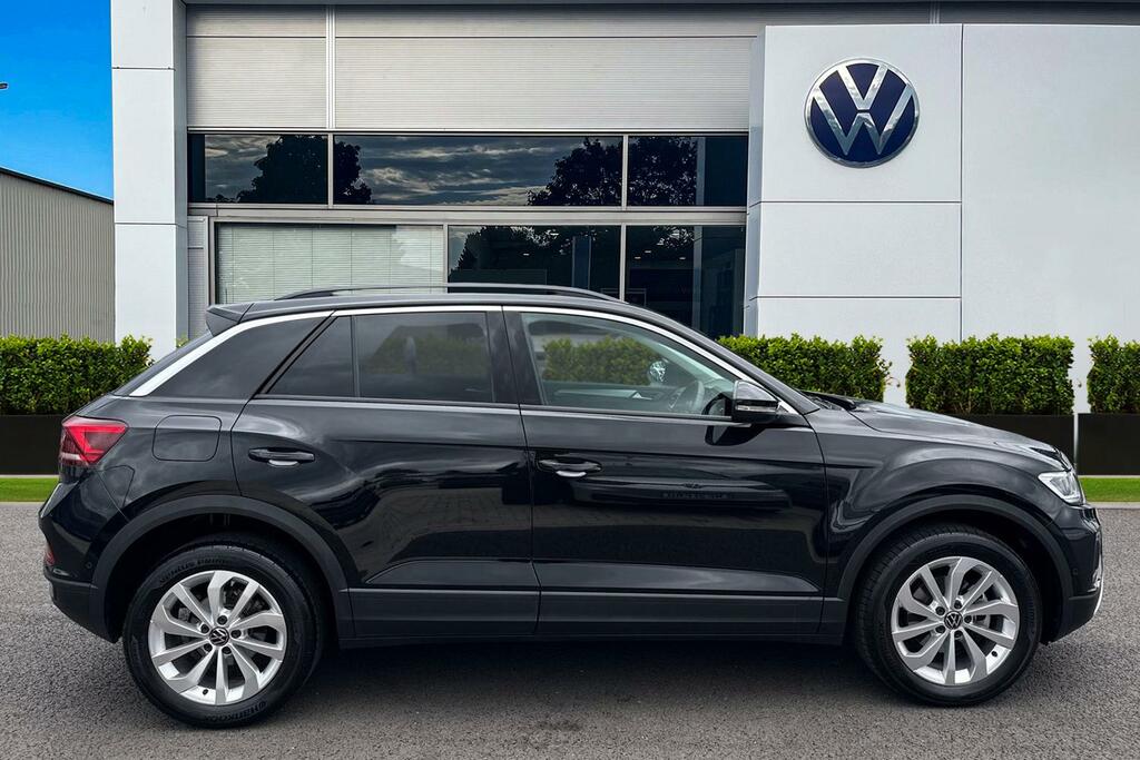 Volkswagen T-Roc 1.5 Tsi Match GF75NJE Black #3