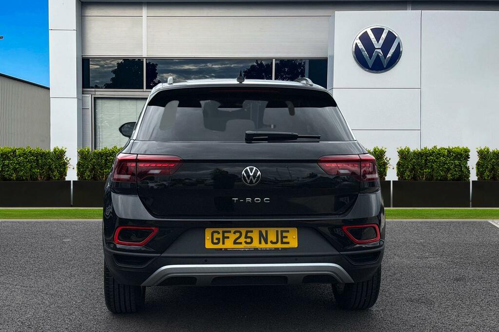 Volkswagen T-Roc 1.5 Tsi Match GF75NJE Black #4