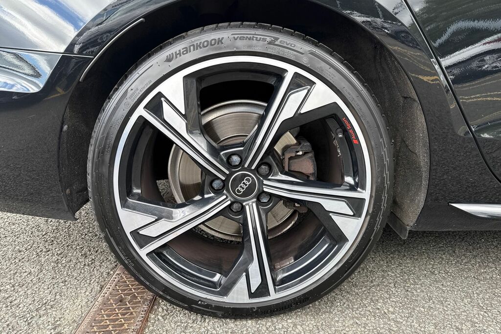 Audi A4 Avant S Line Grey #10