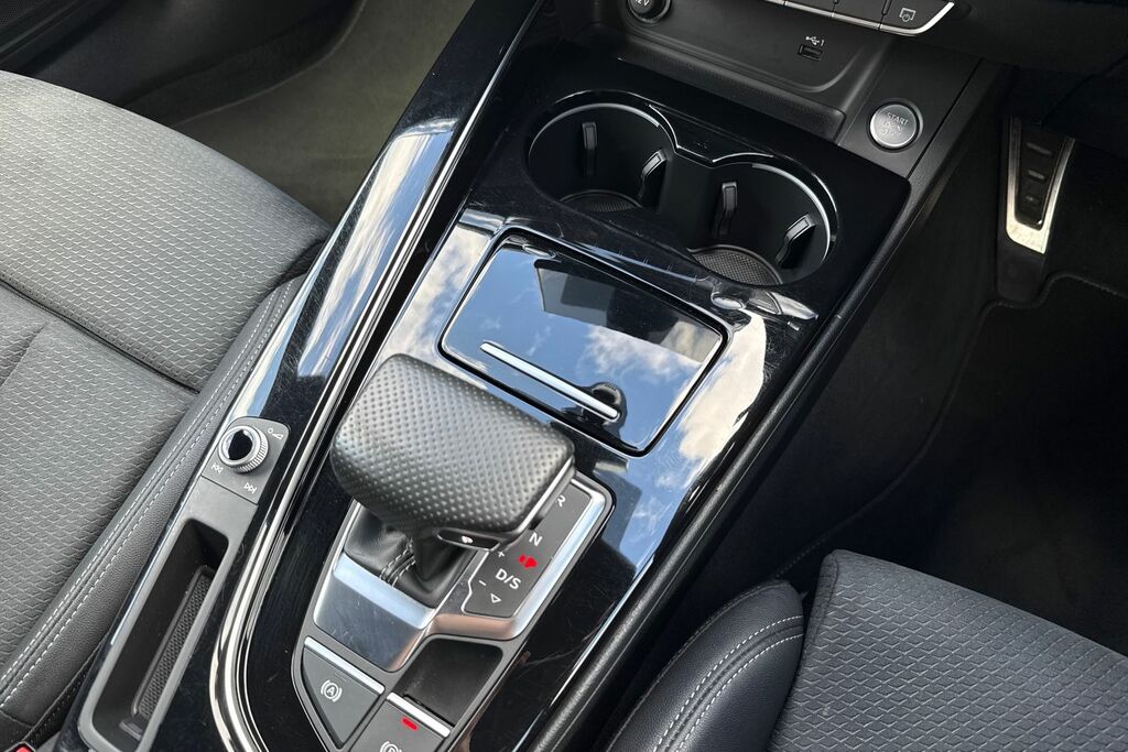 Audi A4 Avant S Line Grey #22