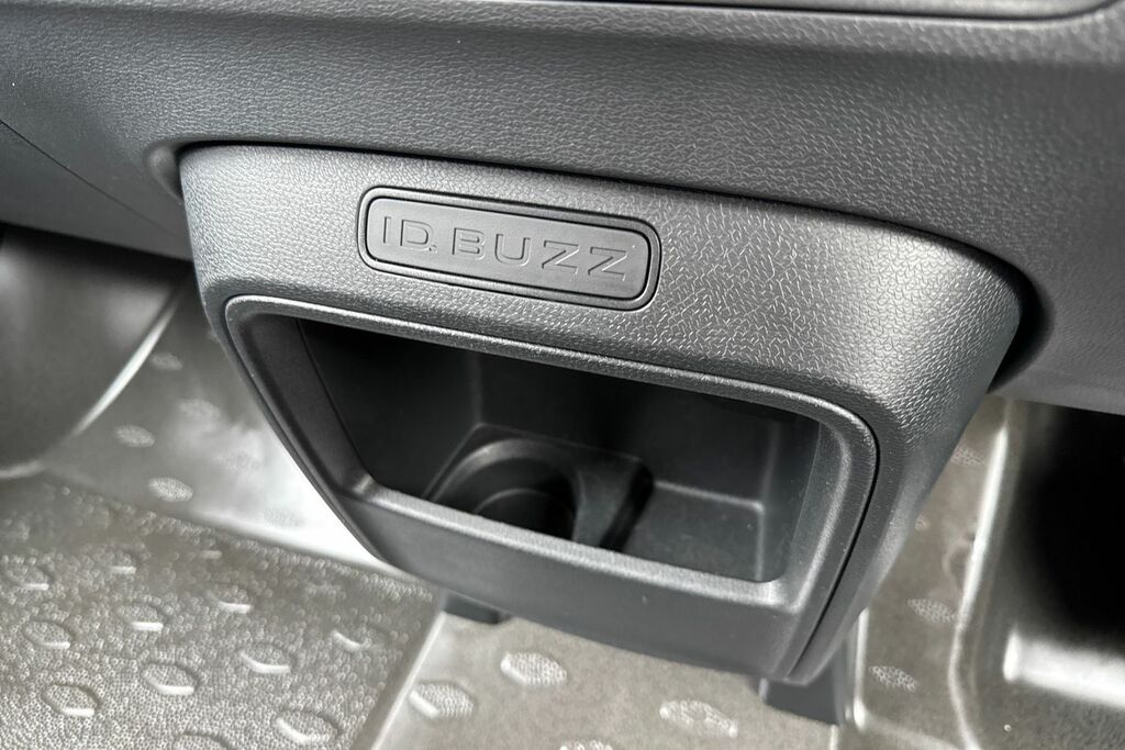 Volkswagen ID.Buzz Buzz Cargo Pro 77Kwh Commerce Plus White #40