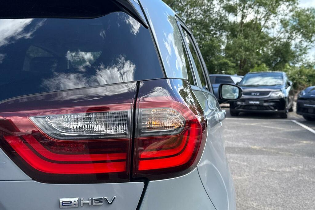 Honda Jazz 1.5 I-mmd Elegance Ecvt Red #29