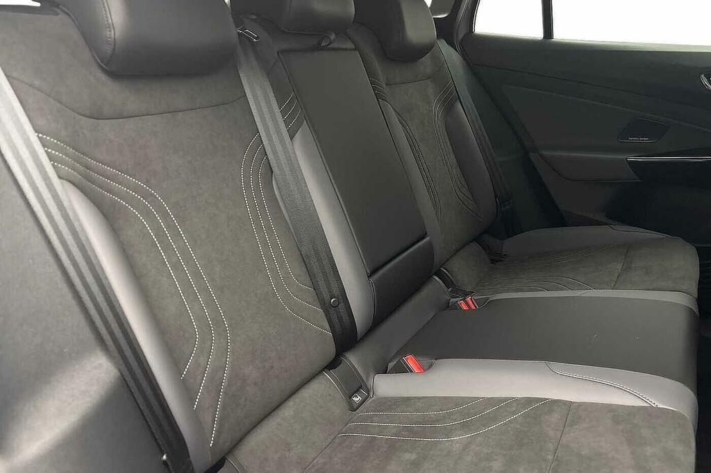 Volkswagen ID.4 Pro 77Kwh Black Edition Grey #9