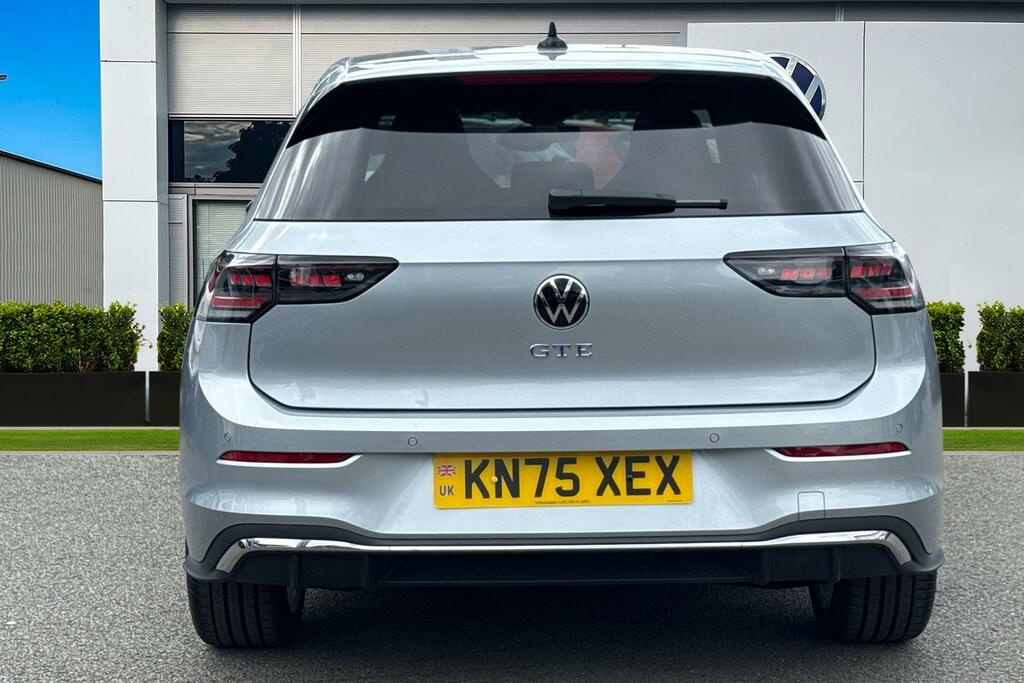 Volkswagen Golf 1.5 Tsi 272 Gte Ehybrid Dsg Tilting And Slidi KN75XEX Silver #4
