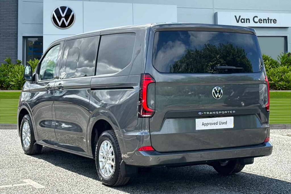 Volkswagen E-Transporter T32 65Kwh Commerce Pro Kombi Swb Grey #2