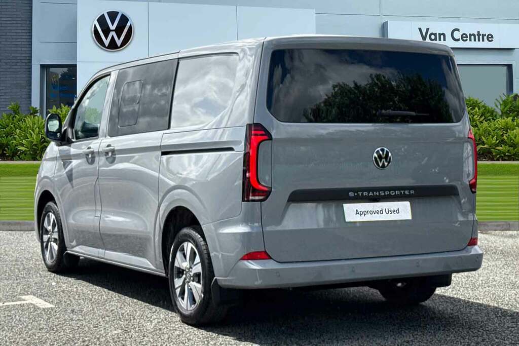 Volkswagen E-Transporter T32 65Kwh Commerce Pro Kombi Swb Grey #2