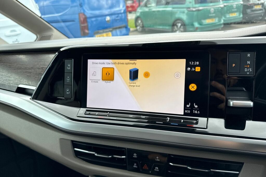 Volkswagen Multivan 1.4 Tsi Ehybrid Style Dsg Grey #44