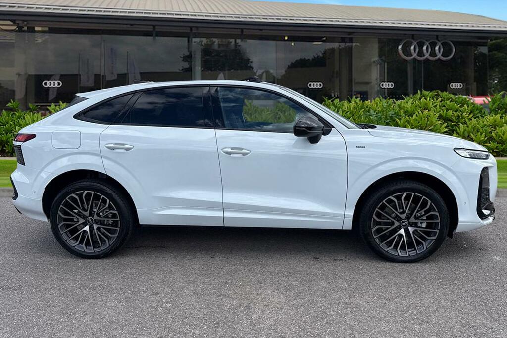 Audi Q3 Edition 1 E-hybrid 272 Ps S Tronic DF26XXJ White #3