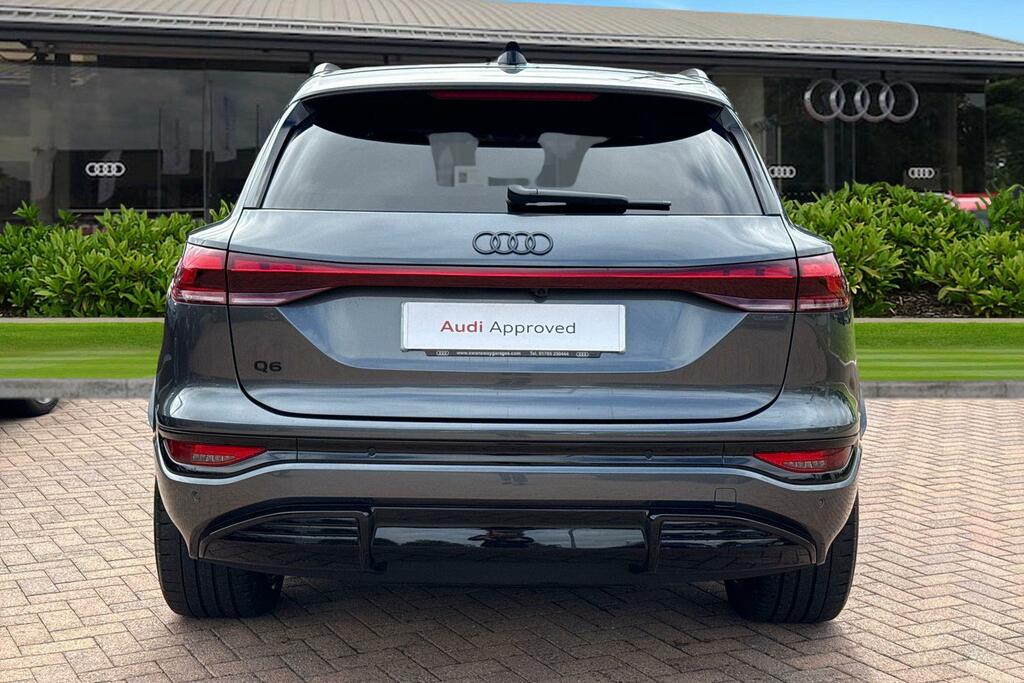 Audi Q6 E-Tron Q6 Suv Edition 1 E-tron Performance 225,00 Kw Grey #4