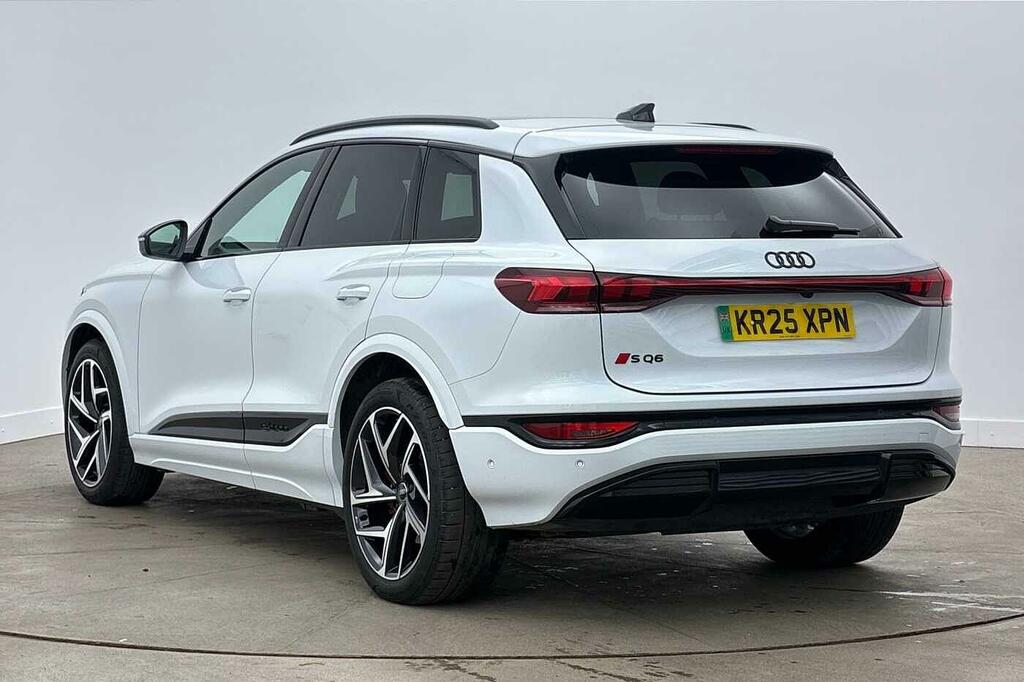 Audi SQ6 E-Tron Sq6 Suv Edition 1 E-tron 360,00 Kw White #3