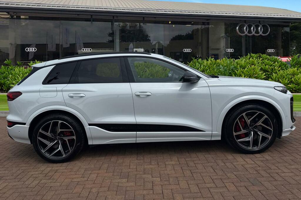 Audi SQ6 E-Tron Sq6 Suv Edition 1 E-tron 360,00 Kw White #3