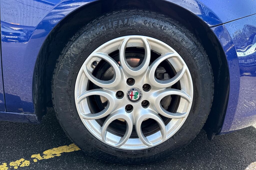 Alfa Romeo Giulietta Black #21