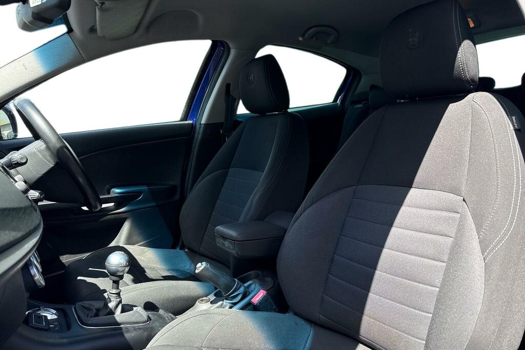 Alfa Romeo Giulietta Black #10