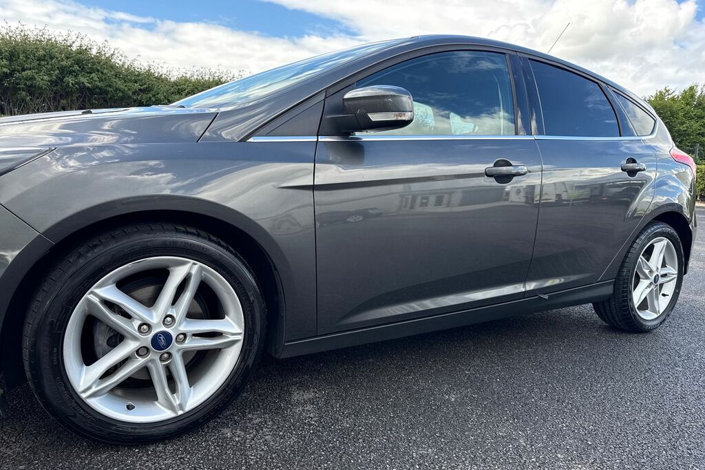 Ford Focus 1.0 Ecoboost 125 St-line X Black #27