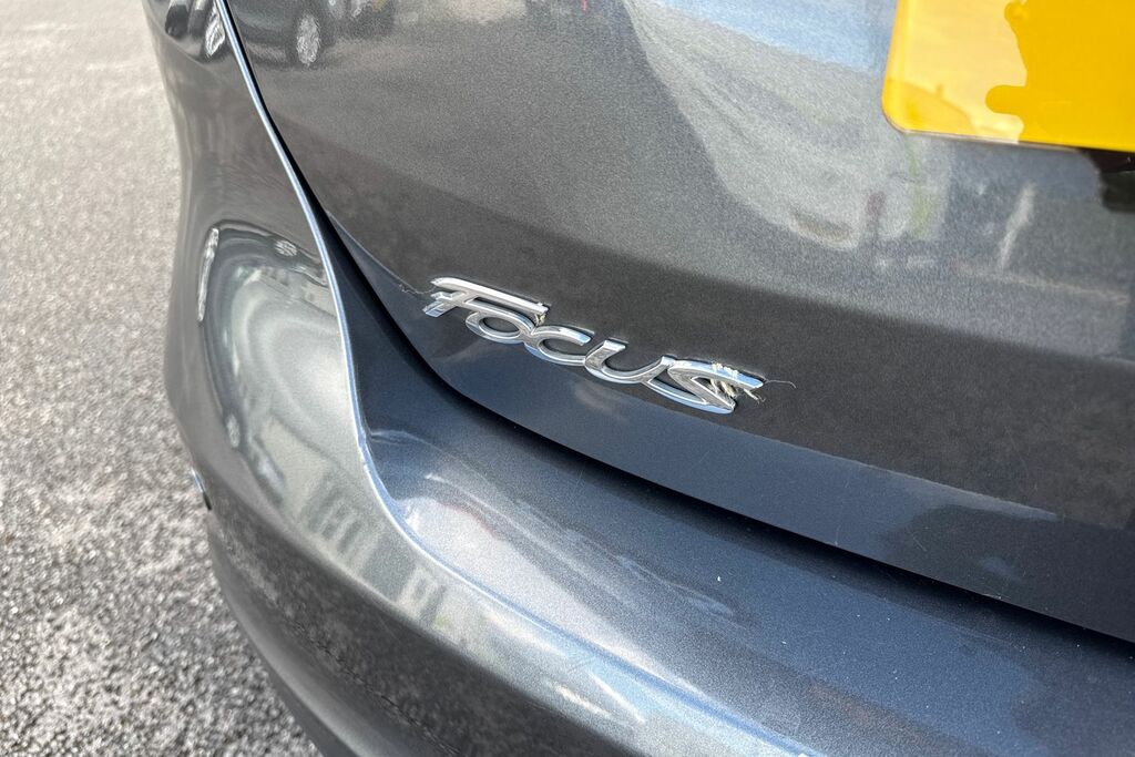 Ford Focus 1.0 Ecoboost 125 St-line X Black #32
