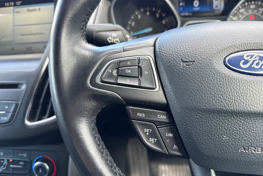 Ford Focus 1.0 Ecoboost 125 St-line X Black #38