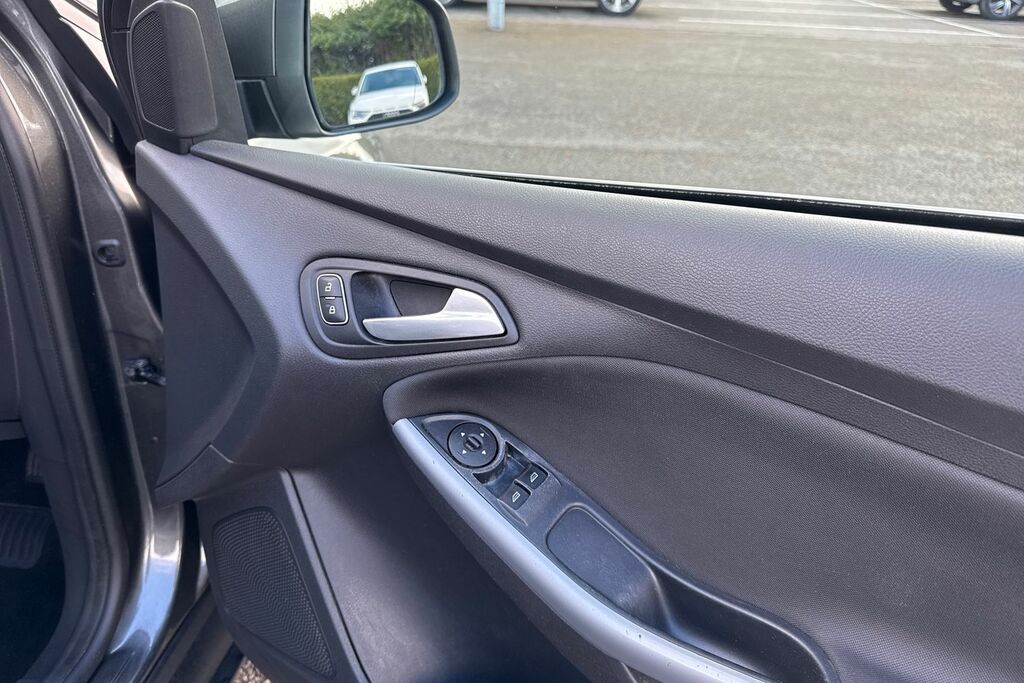 Ford Focus 1.0 Ecoboost 125 St-line X Black #20