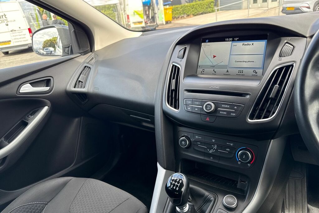 Ford Focus 1.0 Ecoboost 125 St-line X Black #44