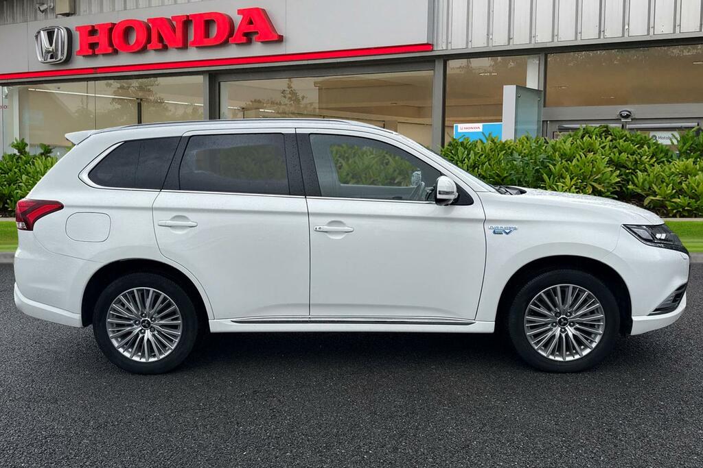 Mitsubishi Outlander 2.4H Twinmotor 13.8Kwh 4H Cvt 4Wd Euro 6 Ss White #3