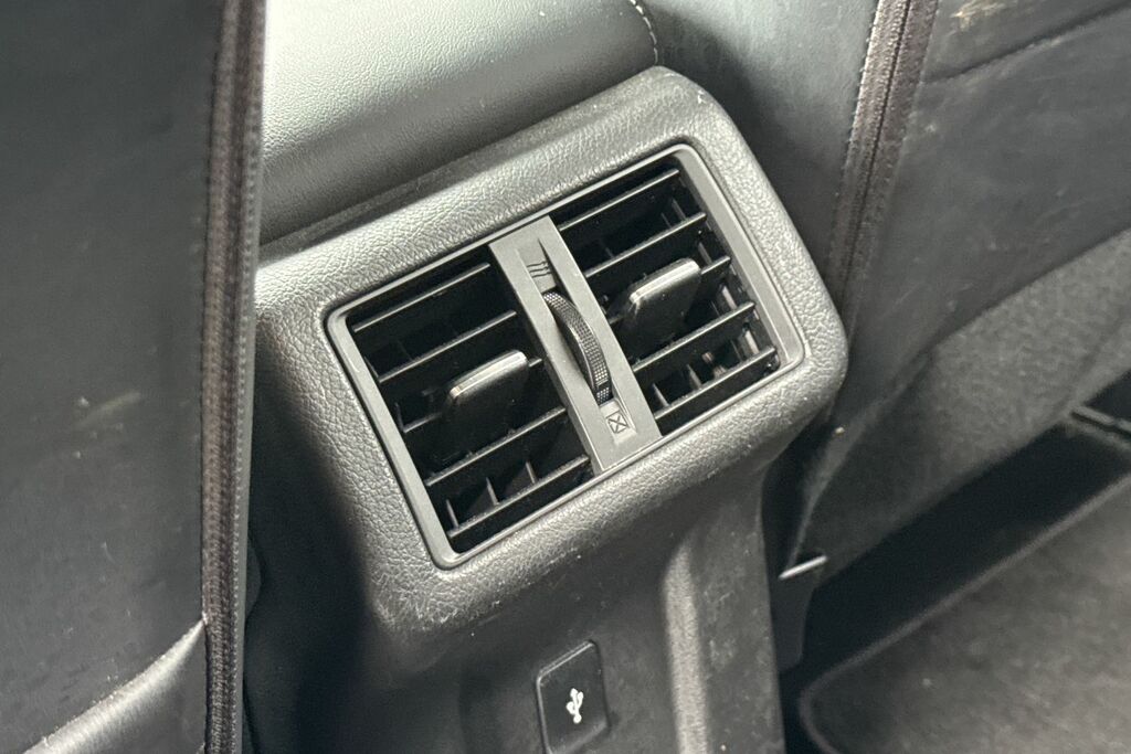 Mitsubishi Outlander Brown #35