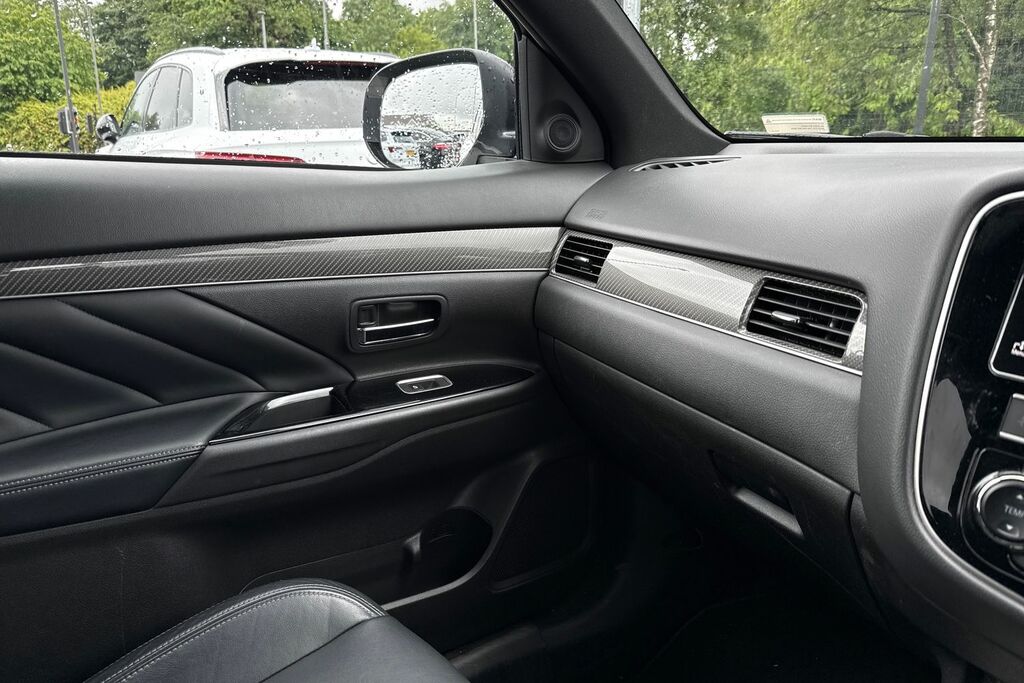 Mitsubishi Outlander Brown #40
