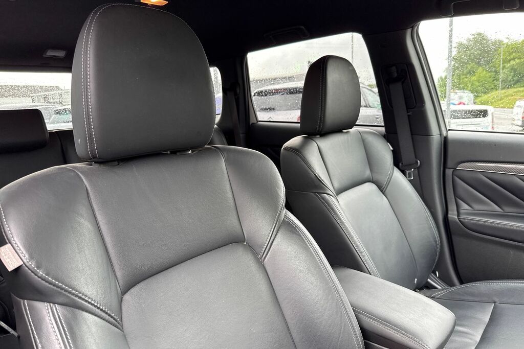 Mitsubishi Outlander Brown #23