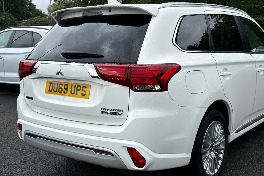 Mitsubishi Outlander Brown #9