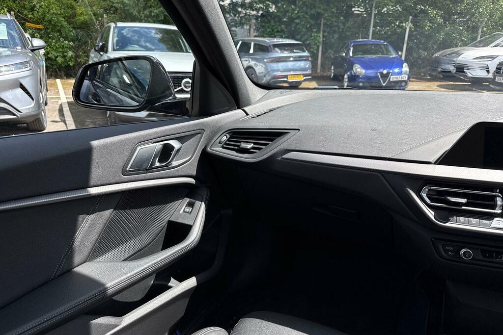 BMW 1 Series 118D Sport Step Blue #14
