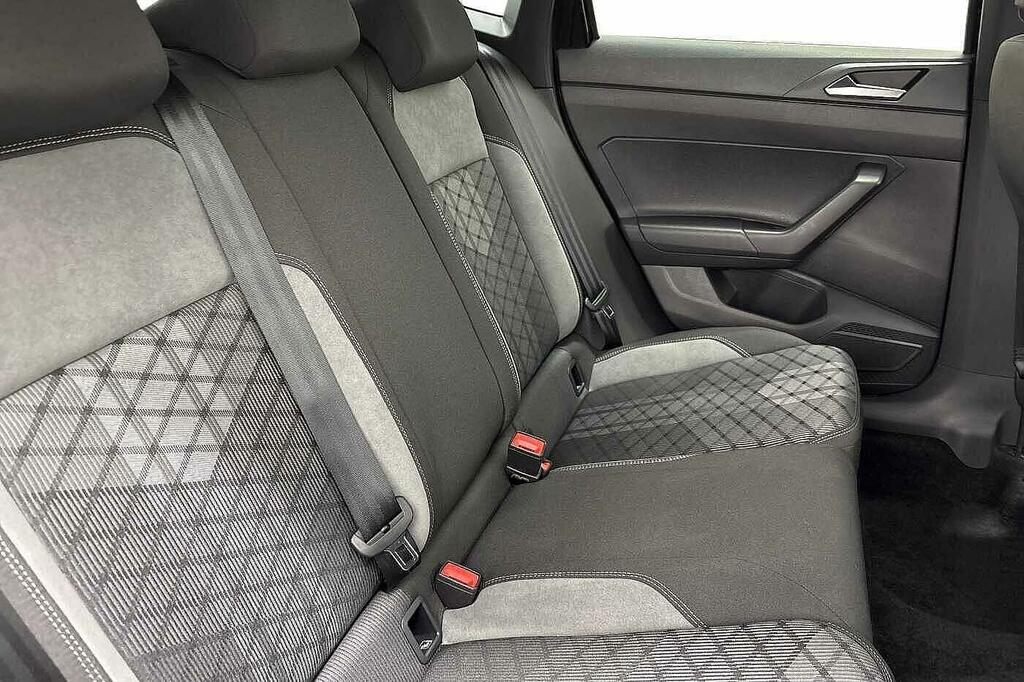 Volkswagen Polo 1.0 Tsi Match Dsg Black #9