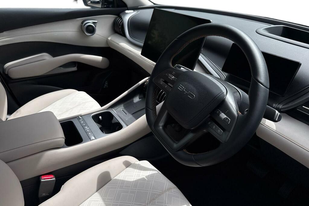 Byd Atto 3 60.48Kwh Design Suv 204 Ps White #7