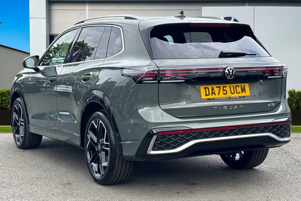 Volkswagen Tiguan 1.5 Etsi 150 R-line Dsg 20 York, Alloys, R DA75UCM Green #2