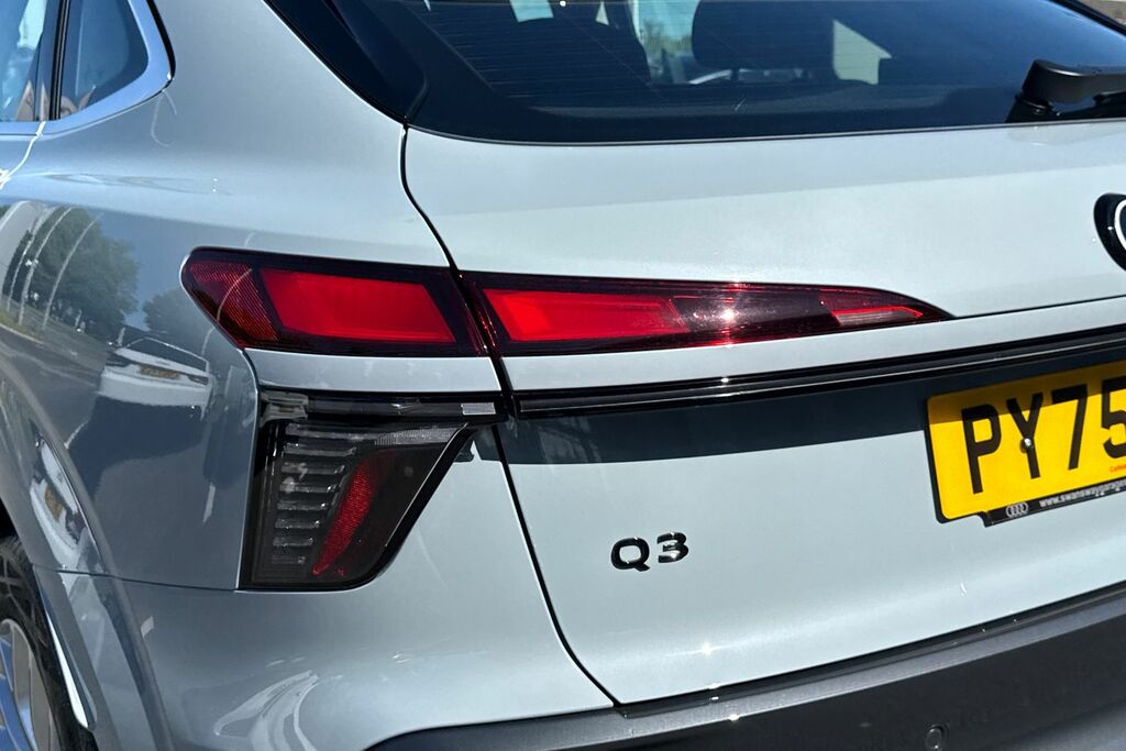 Audi Q3 1.5 Tfsi Launch Edition S Tronic White #7