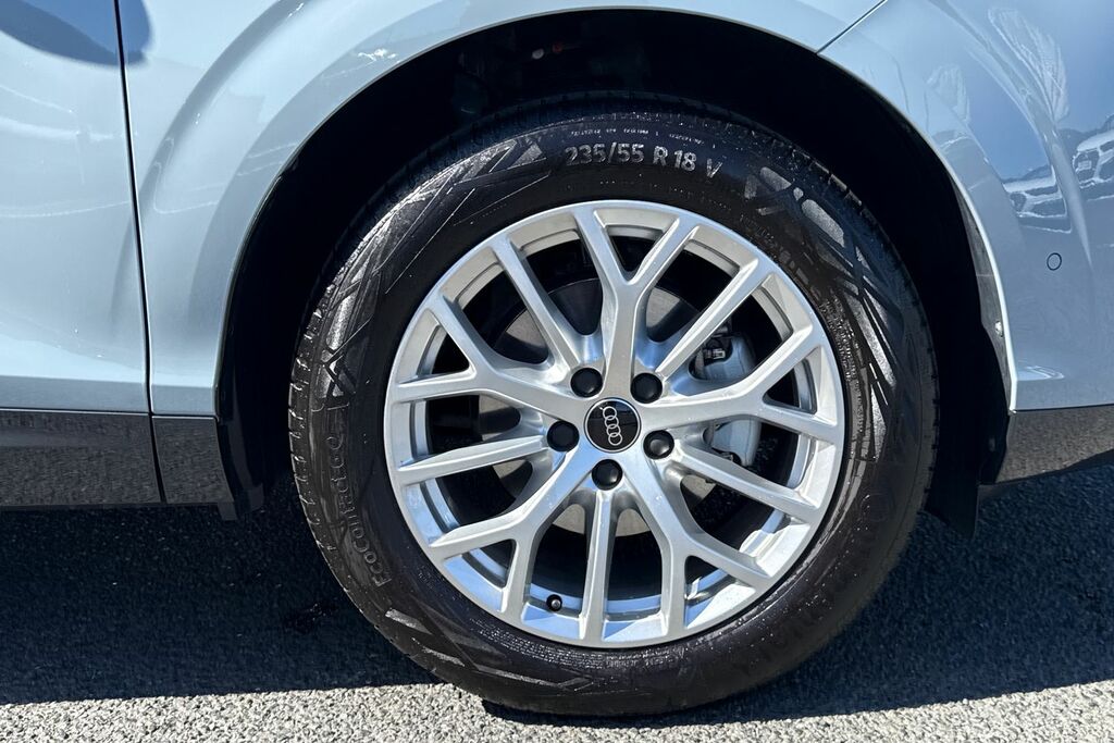 Audi Q3 1.5 Tfsi Launch Edition S Tronic White #9
