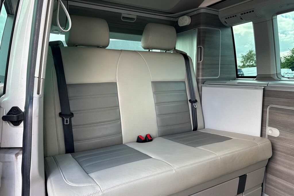 Volkswagen California Ocean Blue #18