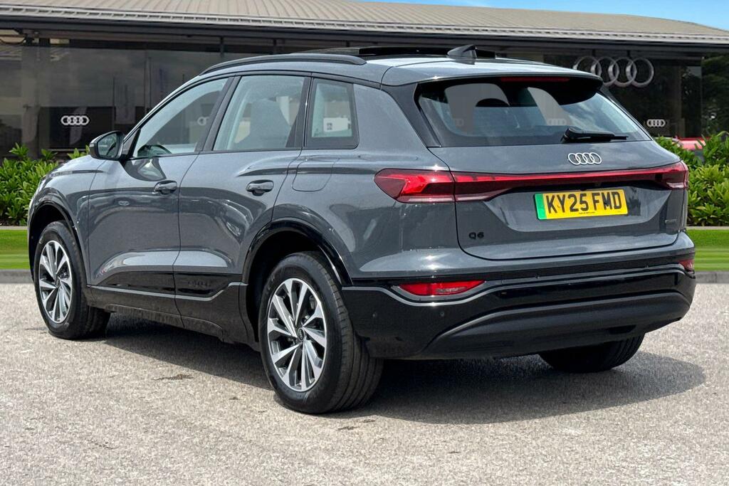 Audi Q6 E-Tron Q6 Suv Sport E-tron Quattro 285,00 Kw Grey #2