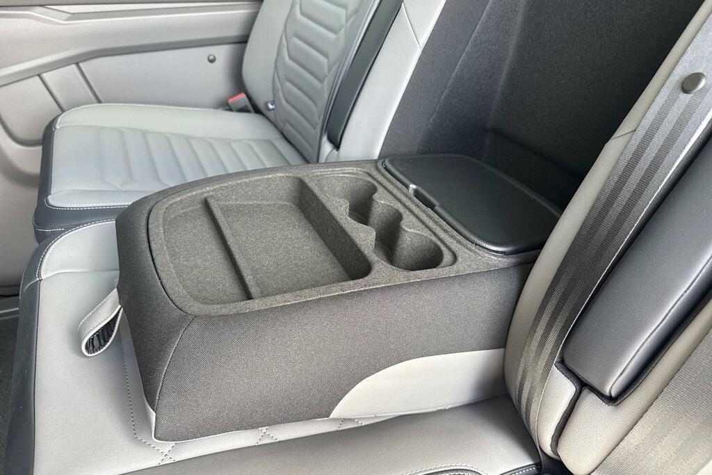 Volkswagen Transporter 2.0 Tdi 170 Commerce Pro Van Grey #40