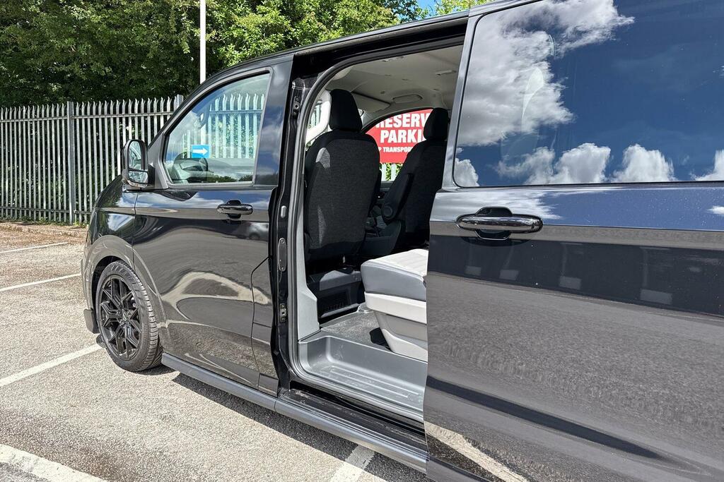 Volkswagen Transporter 2.0 Tdi 170 Commerce Pro Van Grey #37