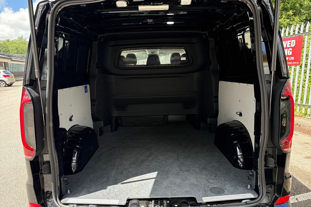 Volkswagen Transporter 2.0 Tdi 150 Commerce Pro Kombi Van Conversion 4Mot Black #6