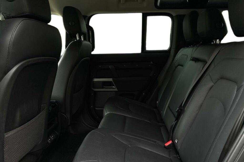 Land Rover Defender 110 3.0 D250 Xs Edition DN73RNY Black #4