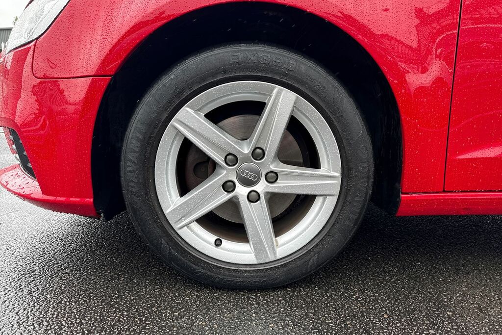 Audi A3 1.6 Tdi 30 Se Technik Sportback S Tronic Euro 6 S Red #6