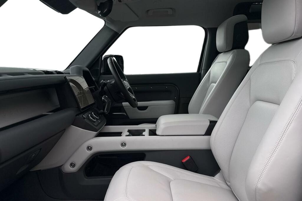Land Rover Defender 90 3.0 D250 90 X-dynamic Hse Green #3