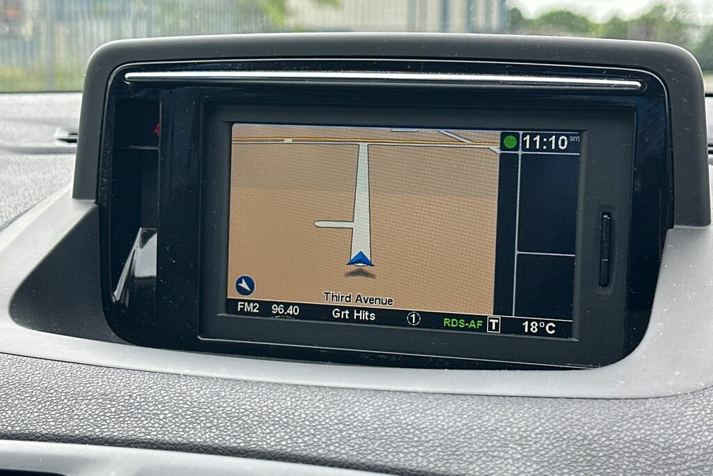 Renault Megane Vvt Expression Hatchback Silver #21