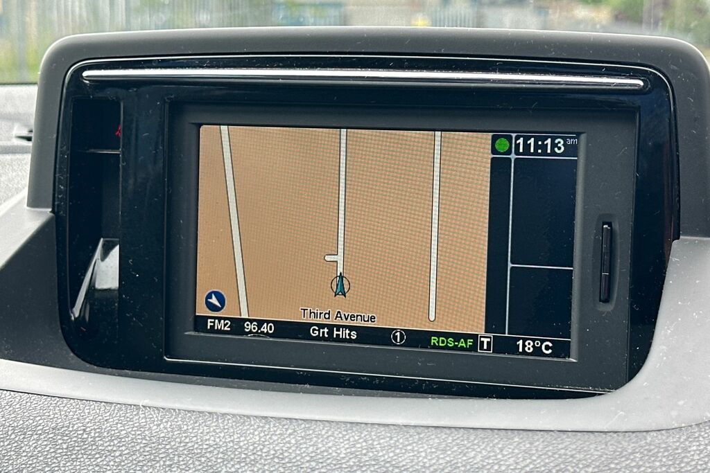 Renault Megane Vvt Expression Hatchback Silver #16
