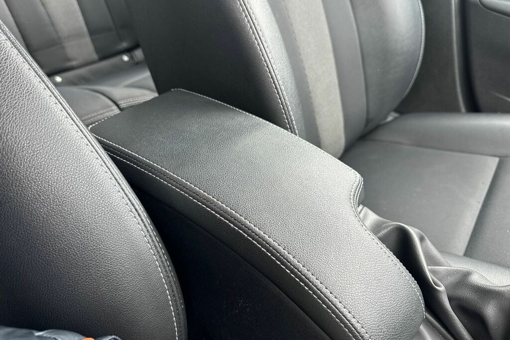 Renault Megane Vvt Expression Hatchback Silver #27