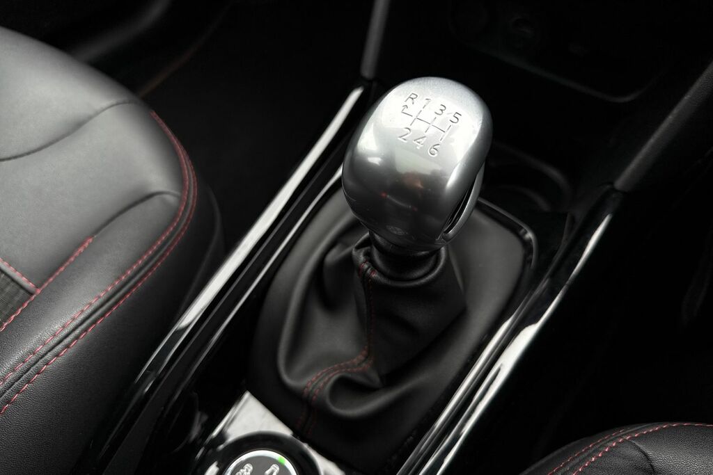 Peugeot 2008 Active Grey #19