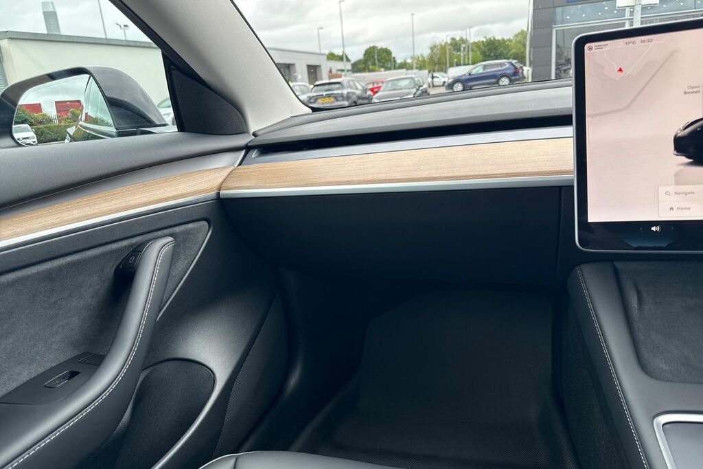 Tesla Model 3 Long Range White #14