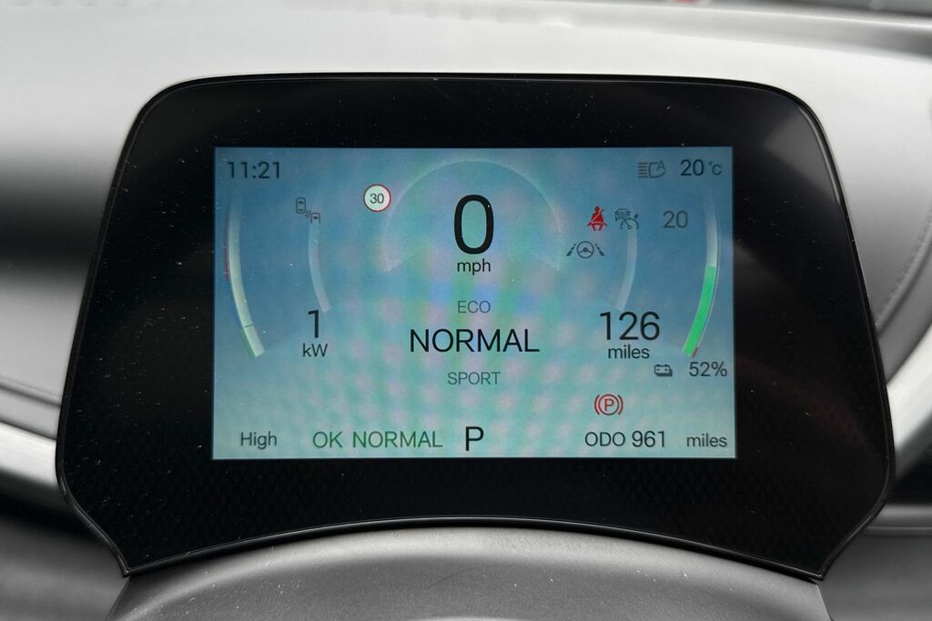Byd Atto 3 60.48Kwh Design NC75BHX White #38