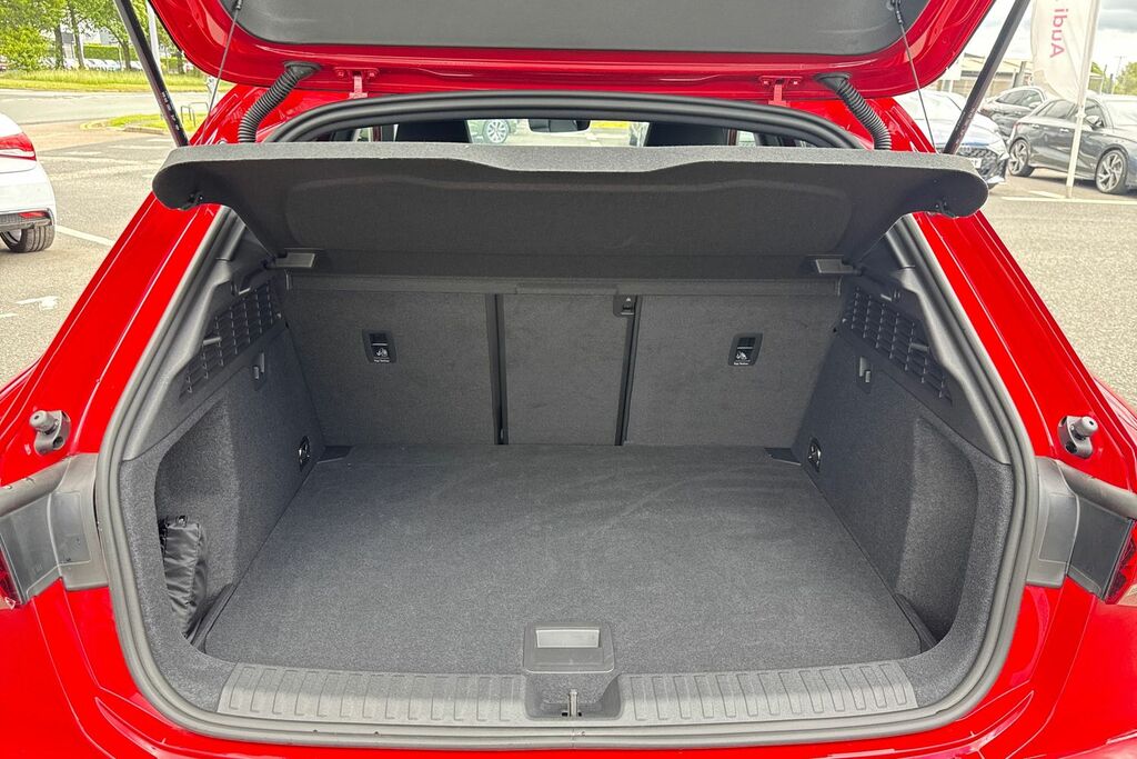 Audi A3 Black Edition Tdi 150 Ps S Tronic Red #6