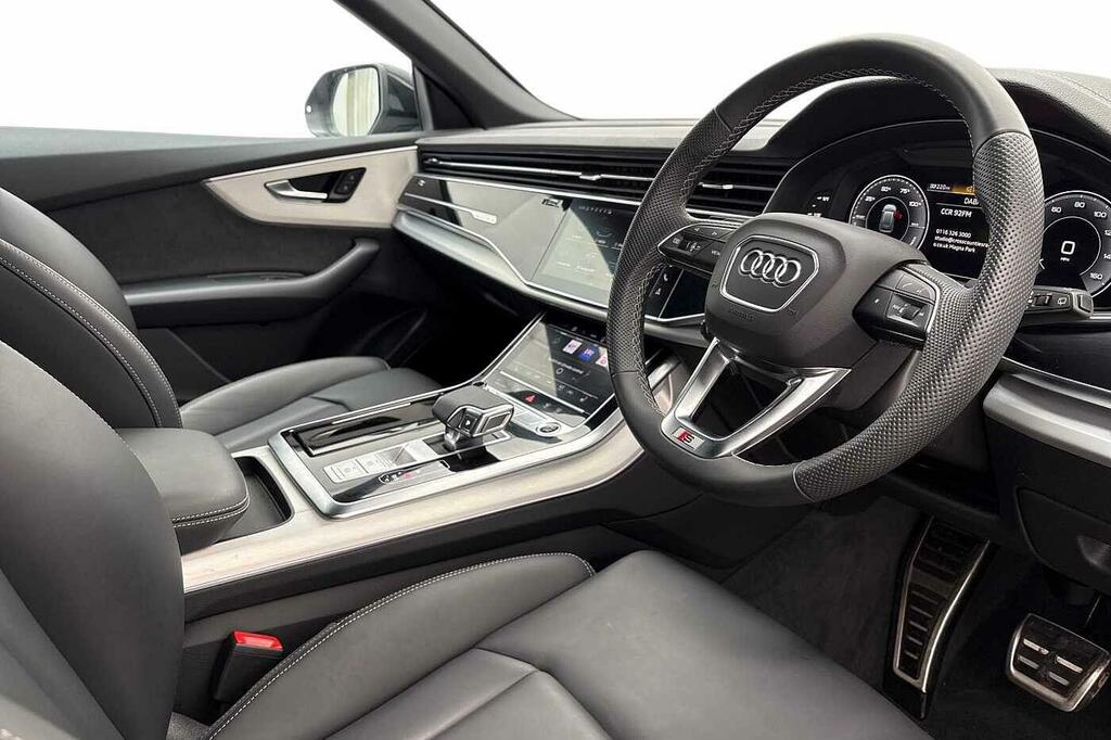Audi Q8 Suv S Line Tfsi E Quattro 394 Ps Tiptronic Black #6