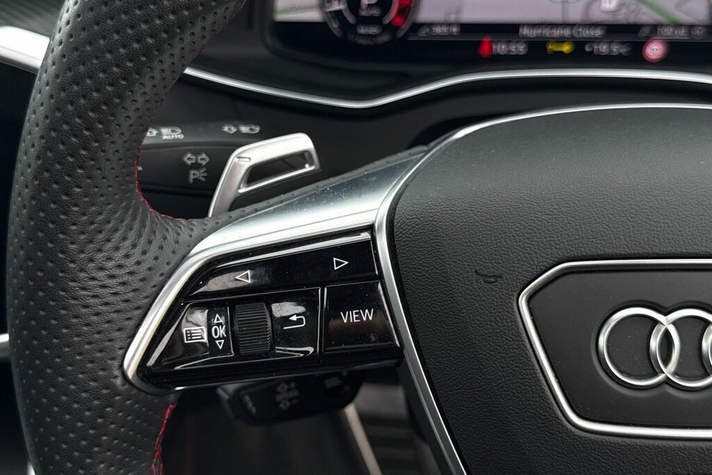 Audi RS6 Avant Estate Black #46